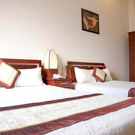 Hoang Thuy Sinh Hotel Дананг Экстерьер фото