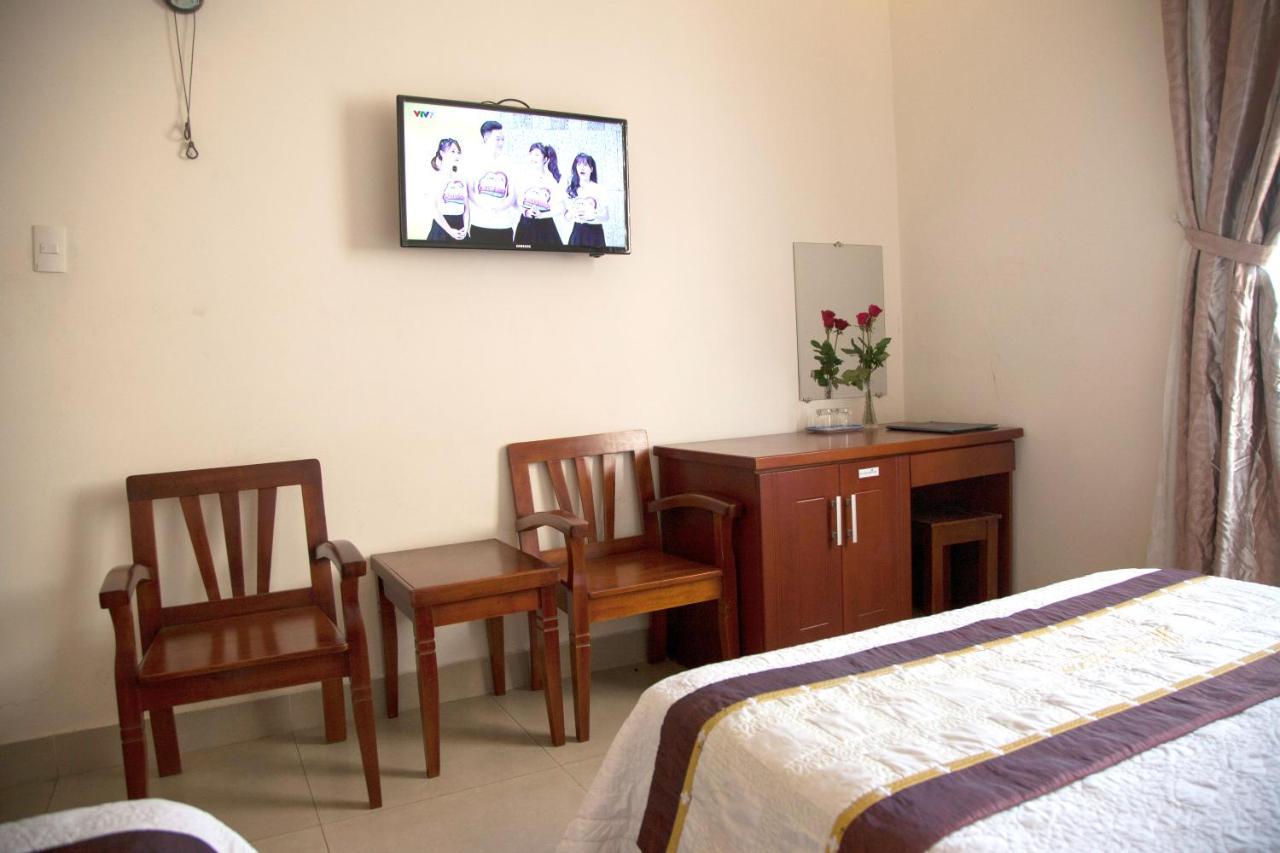 Hoang Thuy Sinh Hotel Дананг Экстерьер фото