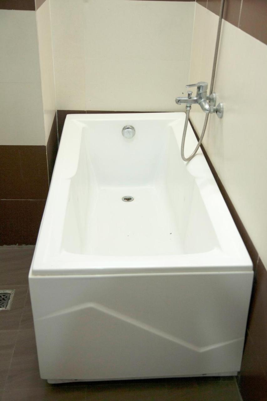 Hoang Thuy Sinh Hotel Дананг Экстерьер фото